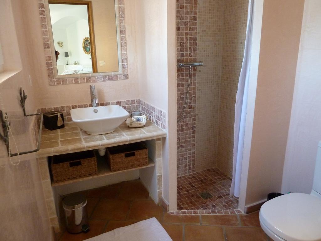 Mas De L'Olivette Bed & Breakfast Cotignac Cameră foto