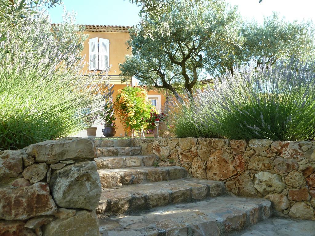 Mas De L'Olivette Bed & Breakfast Cotignac Exterior foto